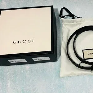 Gucci ‎409417AP00T 1000  Slim Leather Belt   Double Buckle Size 34/85 GUCCI Slim Double G buckle Smooth Leather Belt Size 95/38  main image 3
